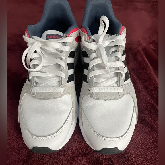 MENS Adidas Tennis shoes. Size 12. WORN ONCE. - Picture 2 of 4